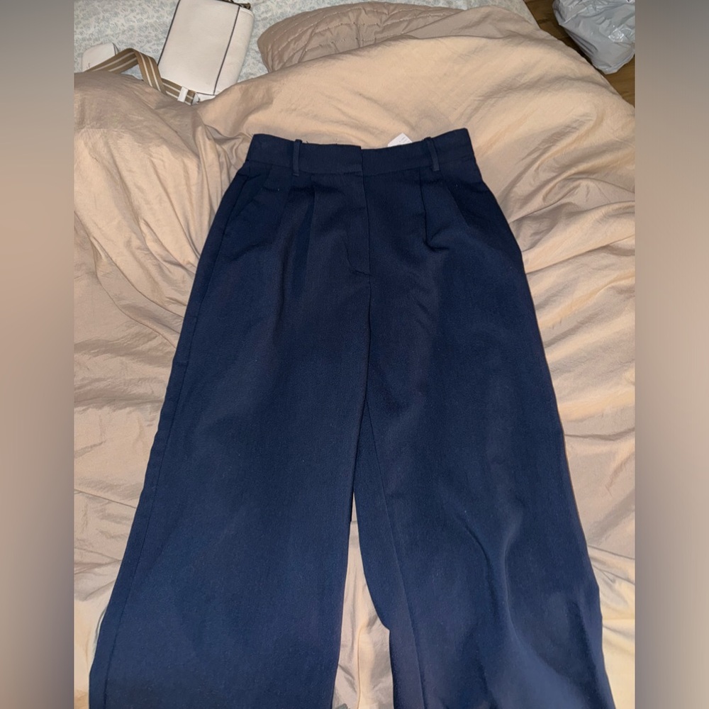 Abercrombie & Fitch Sloane Tailored Wide Leg Pant